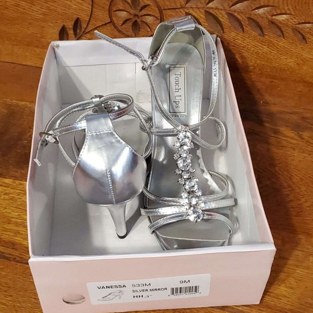 Touch Ups Vanessa (Women's)